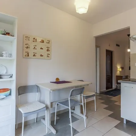 Apartment Spacious In Heart Of Oldtown Gdansk